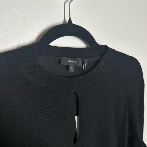 NEW Theory Keyhole Crew Black Regal Wool Sweater Size Small Women's - Picture 4 of 12